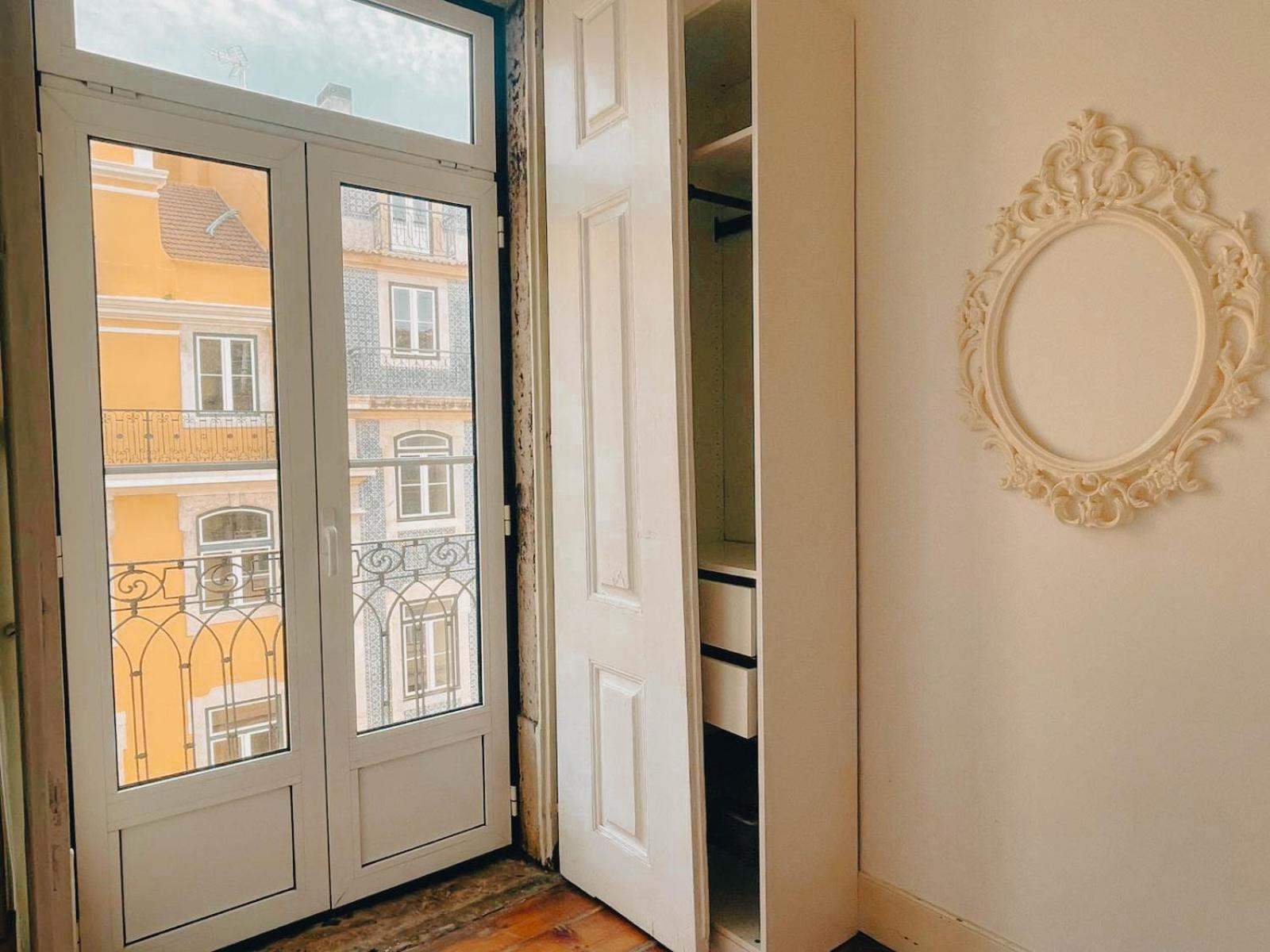 Baixa Pombalina - 4 Bedroom Apartment ลิสบอน ภายนอก รูปภาพ